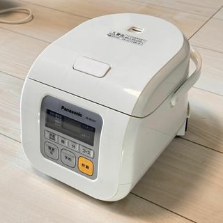 パナソニック(Panasonic)のPanasonic SR-ML051-W マイコン 炊飯器 3合 ホワイト(炊飯器)