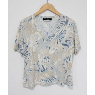 Salvatore Ferragamo - 【夏物 新入荷】●Salvatore Ferragamo/サルヴァトーレフェラガモ●総柄カットソー/Tシャツ/Vネック/半袖 ベージュ×ブルー/青 レディース L【中古】夏 814042