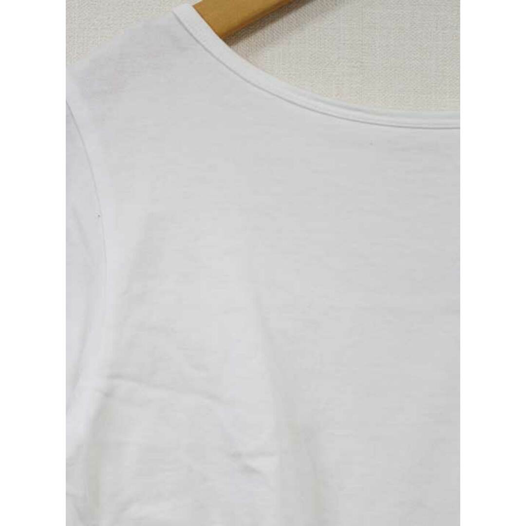 Ray BEAMS(レイビームス)の【夏物 新入荷】☆Ray BEAMS/レイビームス☆2020年製/バックフレアラウンドネックTシャツ/カットソー/Tシャツ/半袖/無地 ホワイト/白 レディース【中古】夏 814042 レディースのトップス(Tシャツ(半袖/袖なし))の商品写真