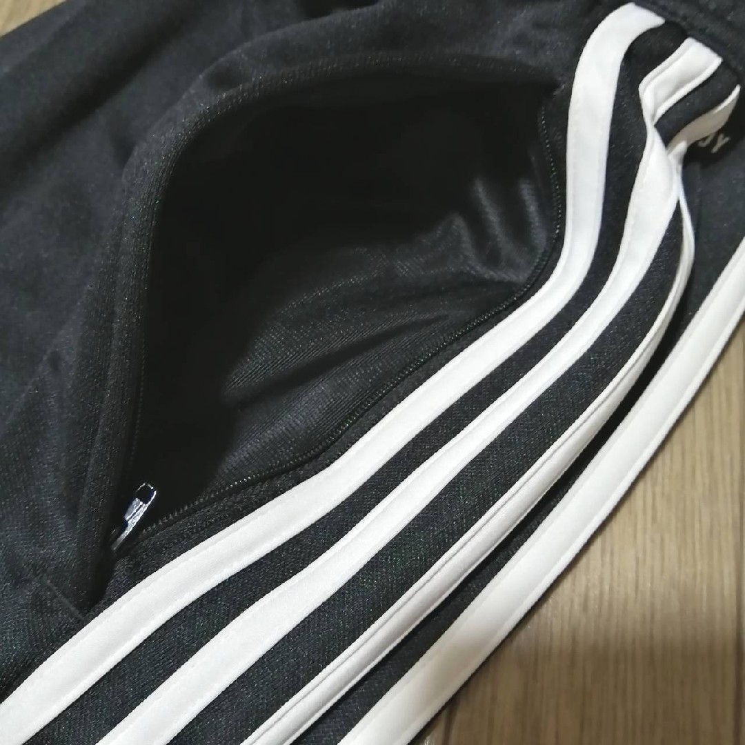 adidas(アディダス)の【大人気上下セット】新品　アディダス　メンズ　XLサイズ　Tシャツ　ジャージ メンズのトップス(その他)の商品写真