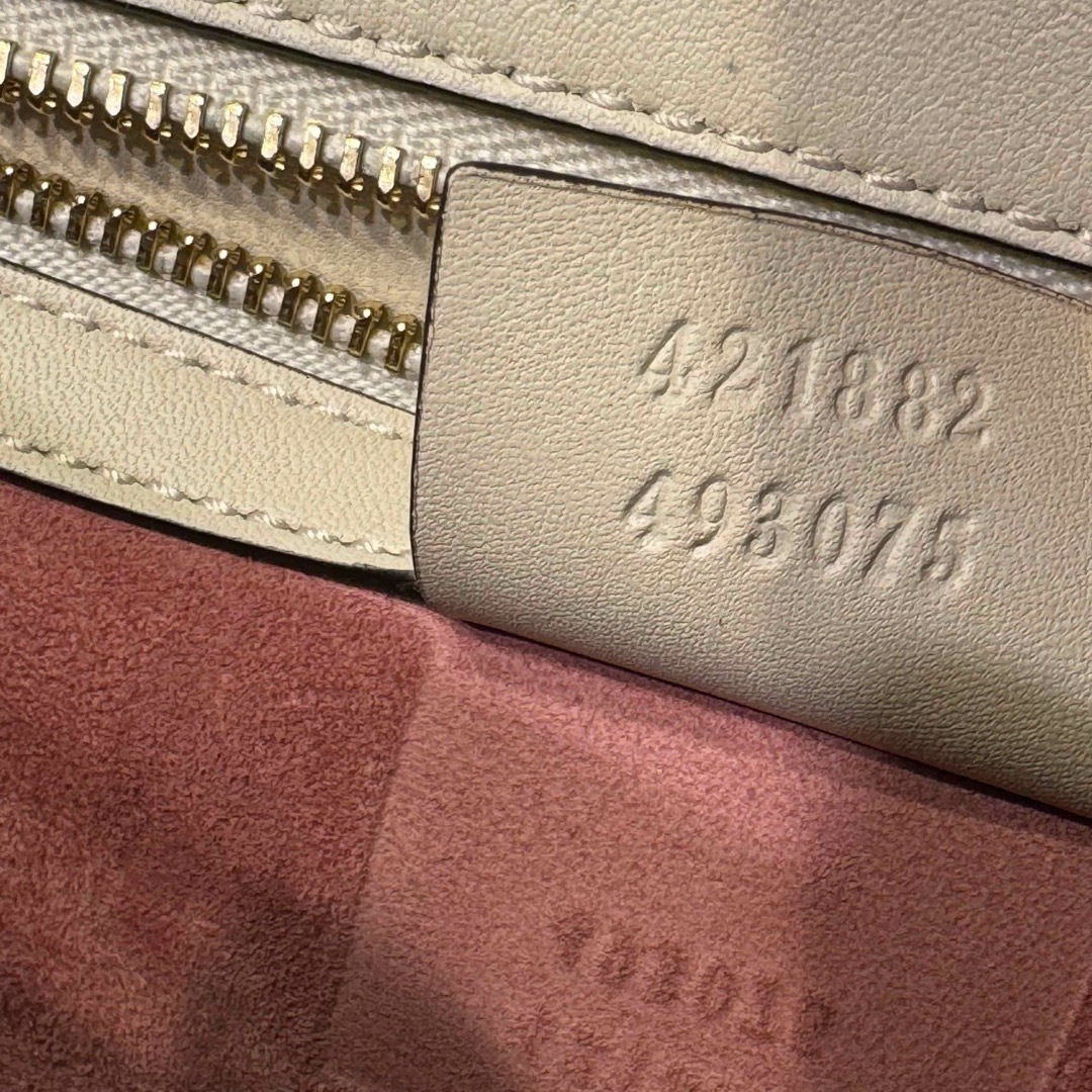 Gucci(グッチ)の未使用　GUCCI シルヴィ フローラル パイソン ショルダー バッグ レディースのバッグ(ハンドバッグ)の商品写真