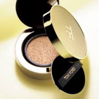 TOM FORD - ほぼ未使用！トムフォード シェイド アンド イルミネイト ファンデーション