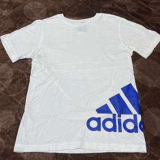 アディダス(adidas)の②  １６０サイズ   アディダス　Tシャツ(Tシャツ/カットソー)