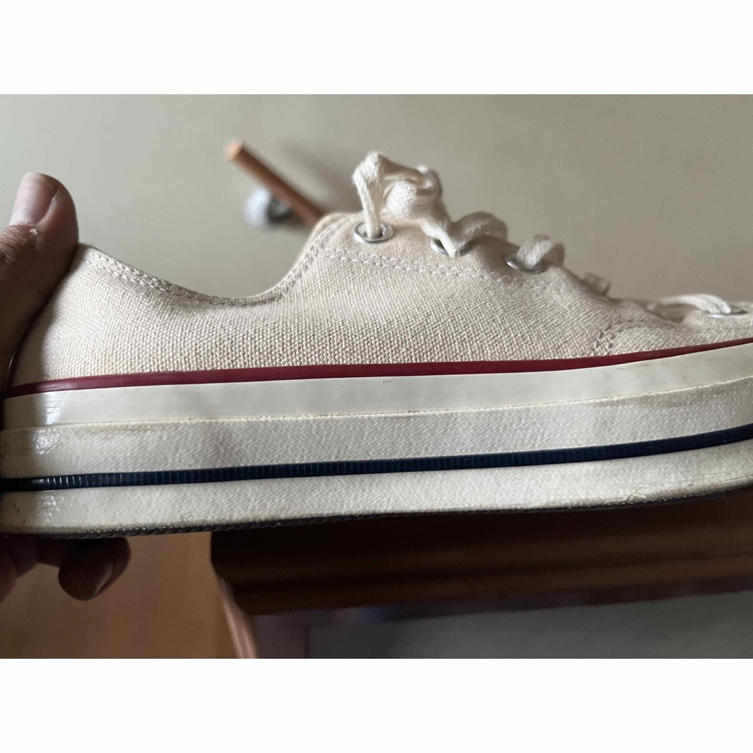 CONVERSE(コンバース)の三ツ星コンバースチャックテイラーオフホワイト26cm メンズの靴/シューズ(スニーカー)の商品写真