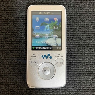 ウォークマン(WALKMAN)のSONY WALKMAN NW-S636F ソニーウォークマン 4GB ホワイト(ポータブルプレーヤー)