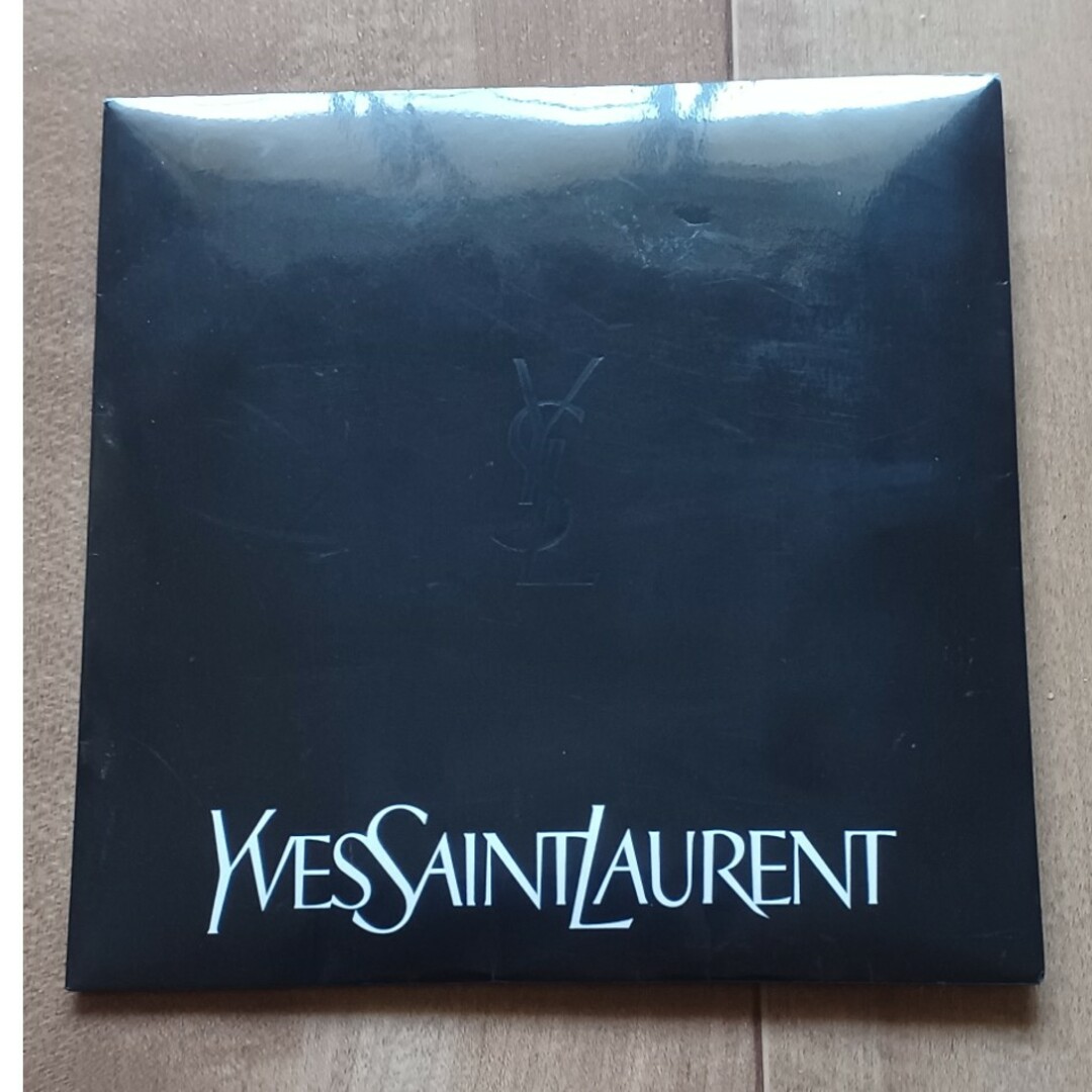 Yves Saint Laurent(イヴサンローラン)のイブサンローラン　ハンカチ　未使用保管品 レディースのファッション小物(ハンカチ)の商品写真