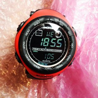 スント(SUUNTO)のスントSUUNTOベクターVECTORヴェクター赤レッドRED本体のみ(腕時計(デジタル))