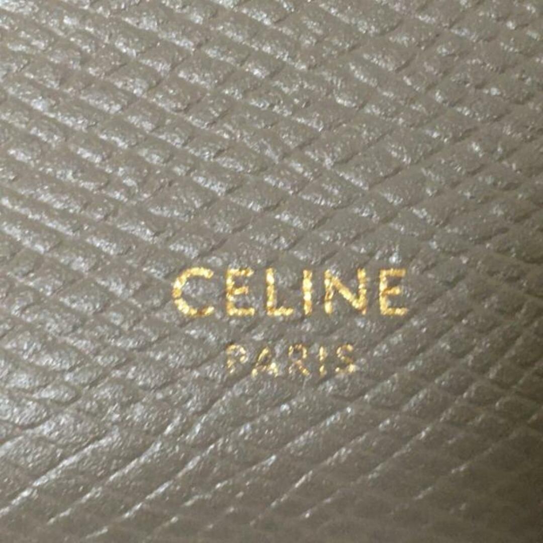 celine(セリーヌ)のCELINE(セリーヌ) 2つ折り財布 ミディアム ストラップウォレット グレーベージュ×ライトグレー レザー レディースのファッション小物(財布)の商品写真