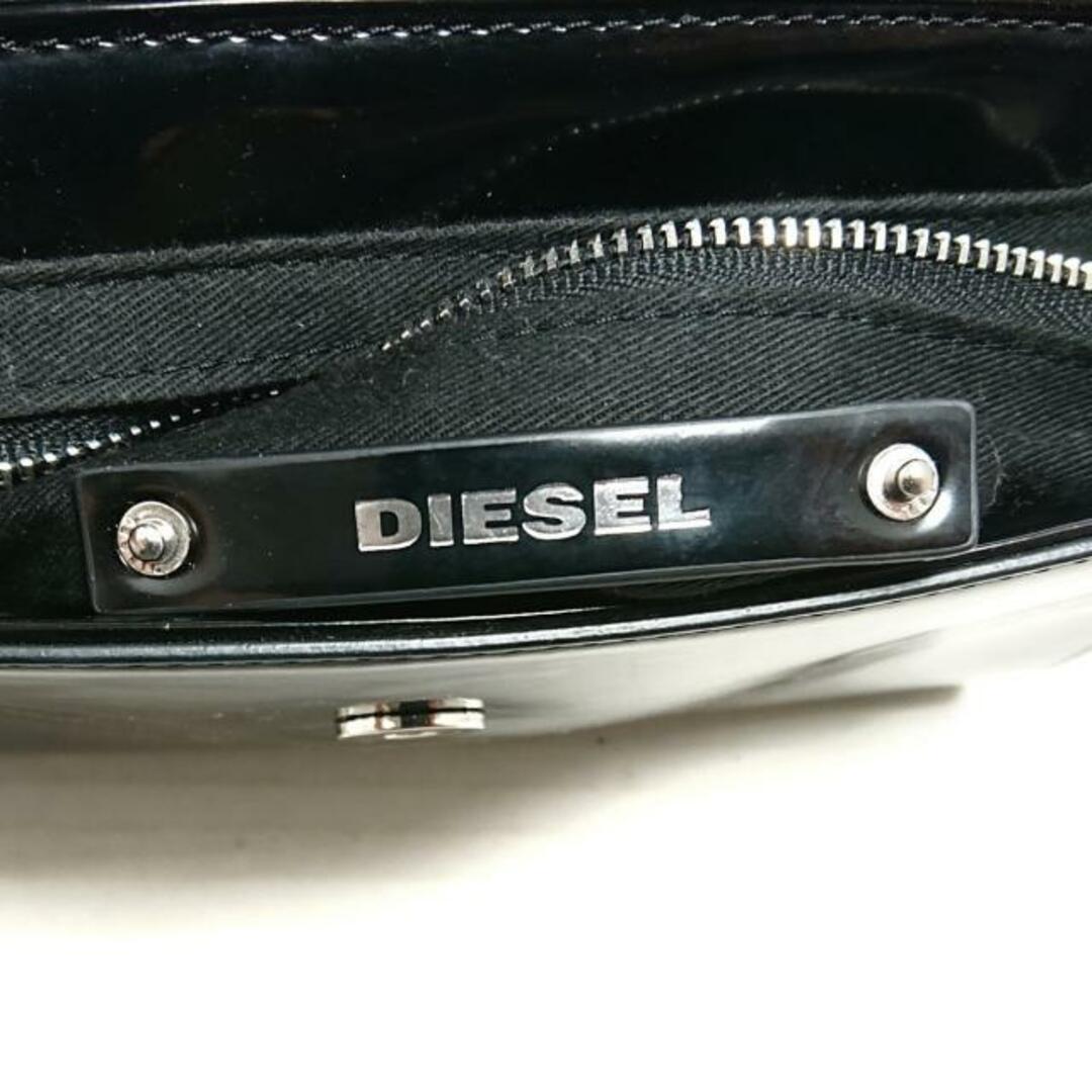 DIESEL(ディーゼル)のDIESEL(ディーゼル) ショルダーバッグ - 黒 チェーンショルダー エナメル（合皮） レディースのバッグ(ショルダーバッグ)の商品写真