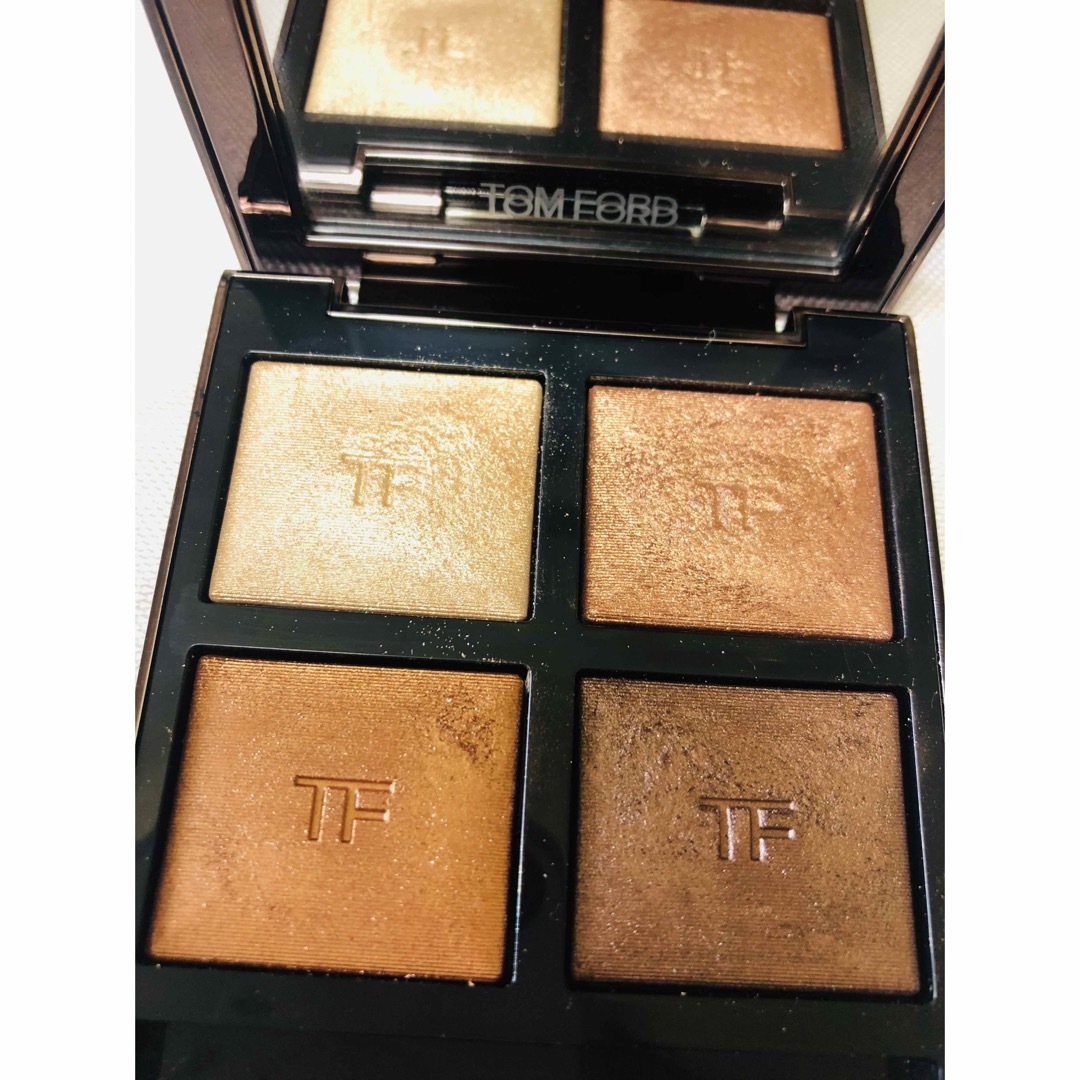 TOM FORD(トムフォード)のトムフォード　アイカラクォード　サスピション コスメ/美容のベースメイク/化粧品(アイシャドウ)の商品写真