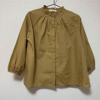 グリーンパークス(green parks)の美品　Green Parks 襟タック　7分袖　ブラウス　フリルハイネック(シャツ/ブラウス(長袖/七分))