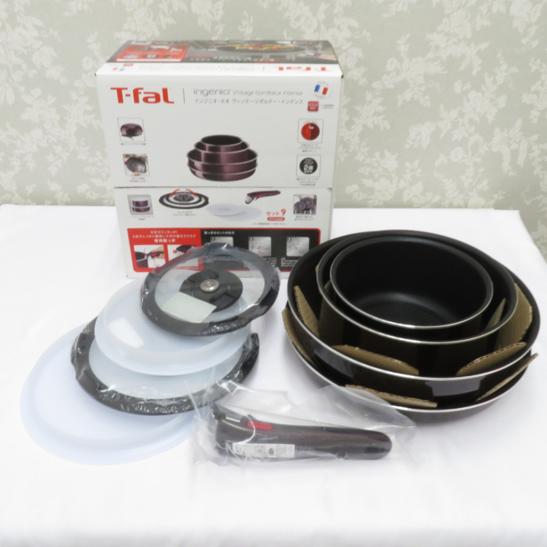 T-fal(ティファール)のT-fal (ティファール) 調理器具 インジニオ・ネオ ヴィンテージボルドー・インテンス セット9 フライパン ウォックパン ソースパン 9点セット 未使用品 インテリア/住まい/日用品のキッチン/食器(鍋/フライパン)の商品写真