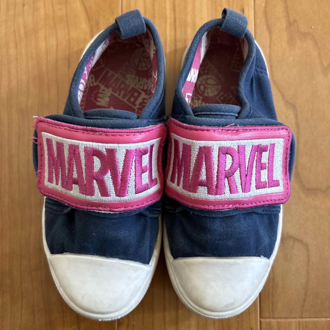 MARVEL(マーベル)のキッズ　子供靴　MARVEL マーベル　スニーカー　運動靴　18.0cm キッズ/ベビー/マタニティのキッズ靴/シューズ(15cm~)(スニーカー)の商品写真