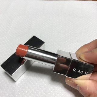 アールエムケー(RMK)の中古品☆RMKリップ イレジスティブル グローリップスEX-05コーラルベージュ(口紅)