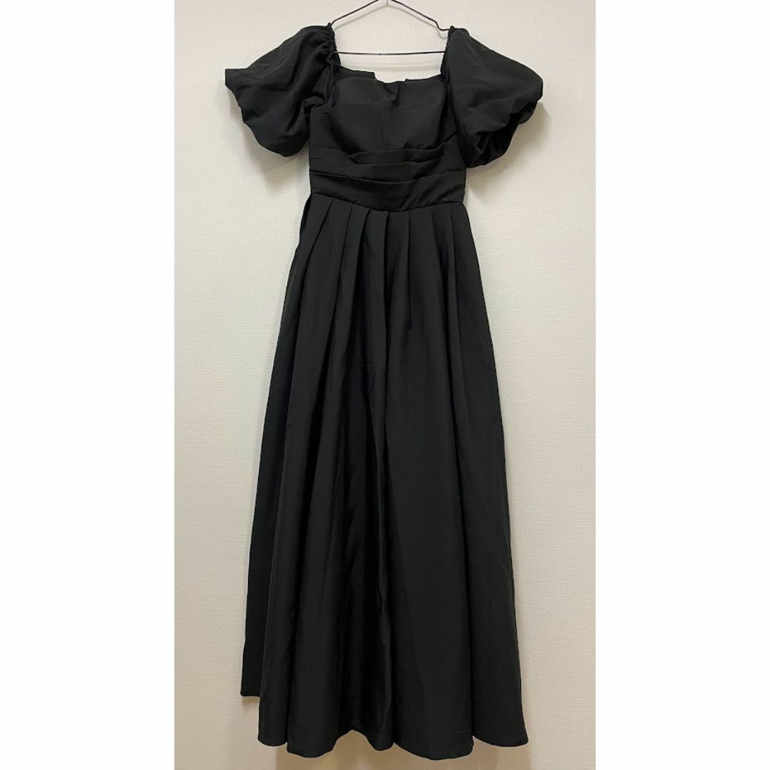 オフショルブラックドレス　Mサイズ　Aライン  D3-y0cy レディースのフォーマル/ドレス(ウェディングドレス)の商品写真