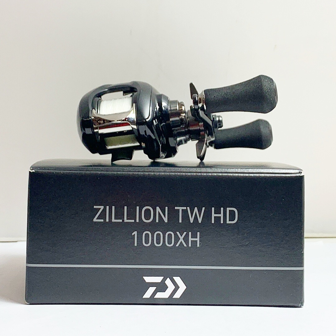 DAIWA(ダイワ)の★★DAIWA ダイワ 22ジリオンTW HD 1000XH　ベイトリール　ハンドル（SLPWORKS)付 00630132 スポーツ/アウトドアのフィッシング(リール)の商品写真