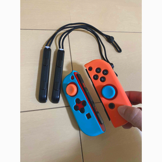 ニンテンドースイッチ(Nintendo Switch)のSwitch リモコン　JOY-CON  ケース付き(家庭用ゲーム機本体)