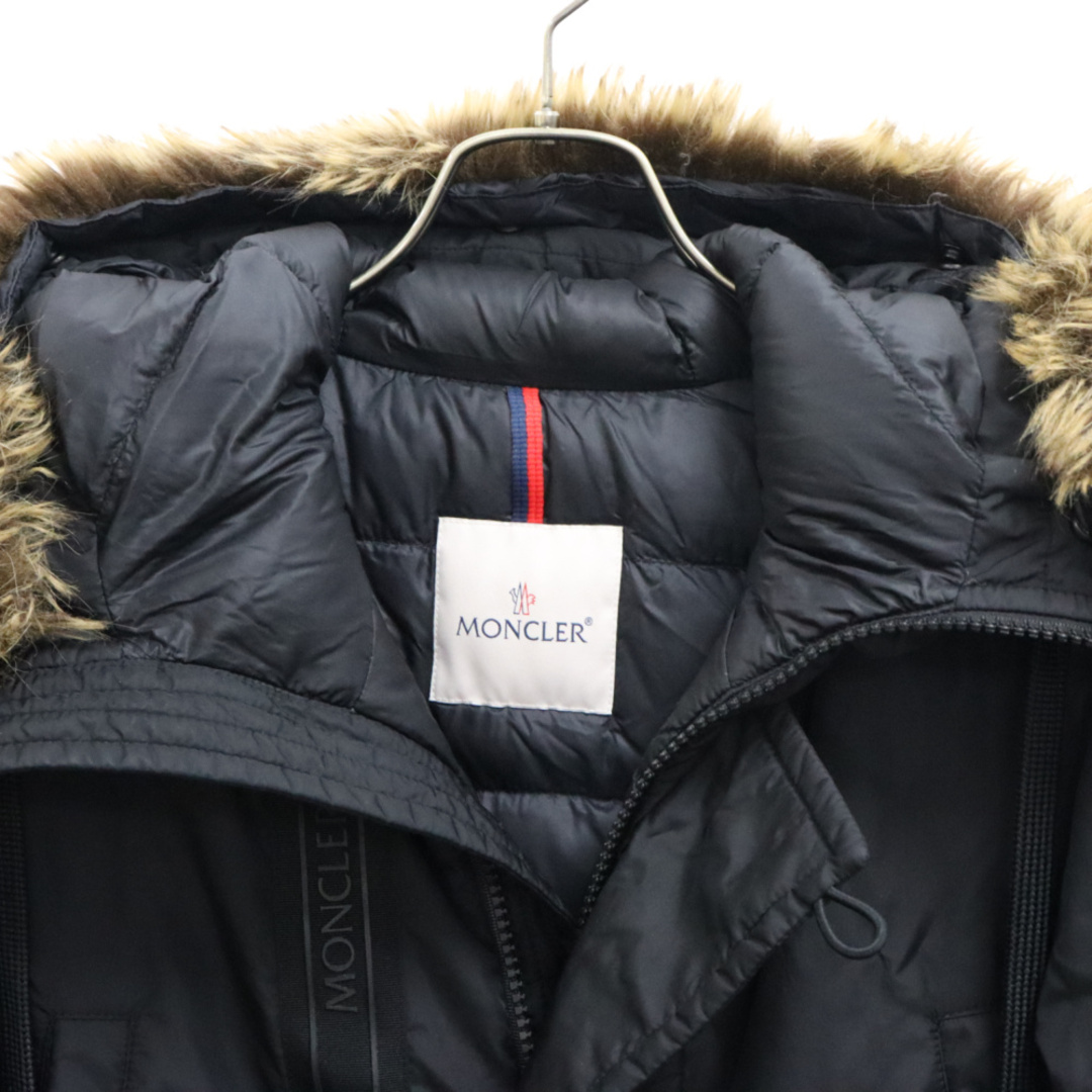 MONCLER(モンクレール)のMONCLER モンクレール AJA LONG DOWN COAT G20911C00023 アジャ ファー付き ロングダウンコート アウター ブラック メンズのジャケット/アウター(ダウンジャケット)の商品写真