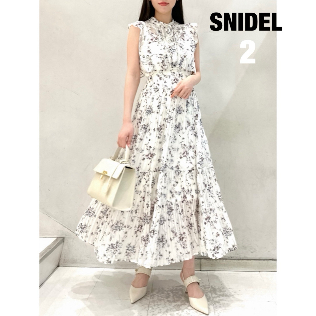 SNIDEL(スナイデル)のスナイデル　Sustainableフリルプリントワンピース アイボリー　2★新品 レディースのワンピース(ロングワンピース/マキシワンピース)の商品写真