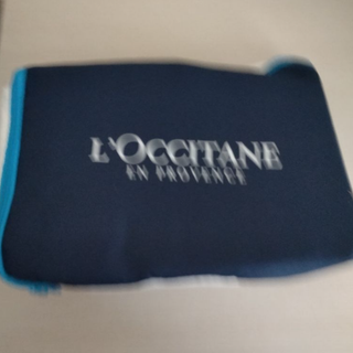 ロクシタン(L'OCCITANE)のいこいさま専用☆L'OCCITANE　ガーメントケース(旅行用品)