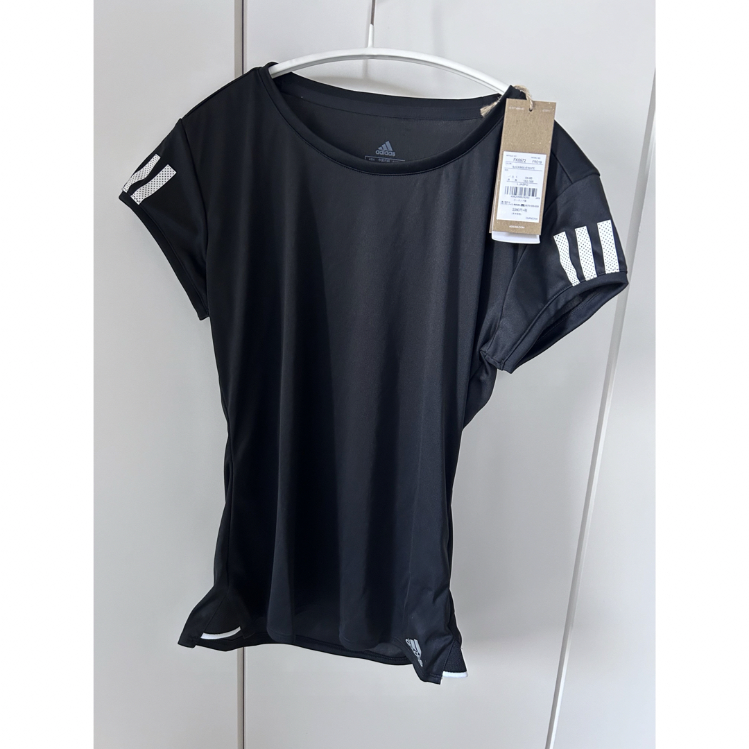 adidas(アディダス)の新品　adidas レディース　Tシャツ レディースのトップス(Tシャツ(半袖/袖なし))の商品写真