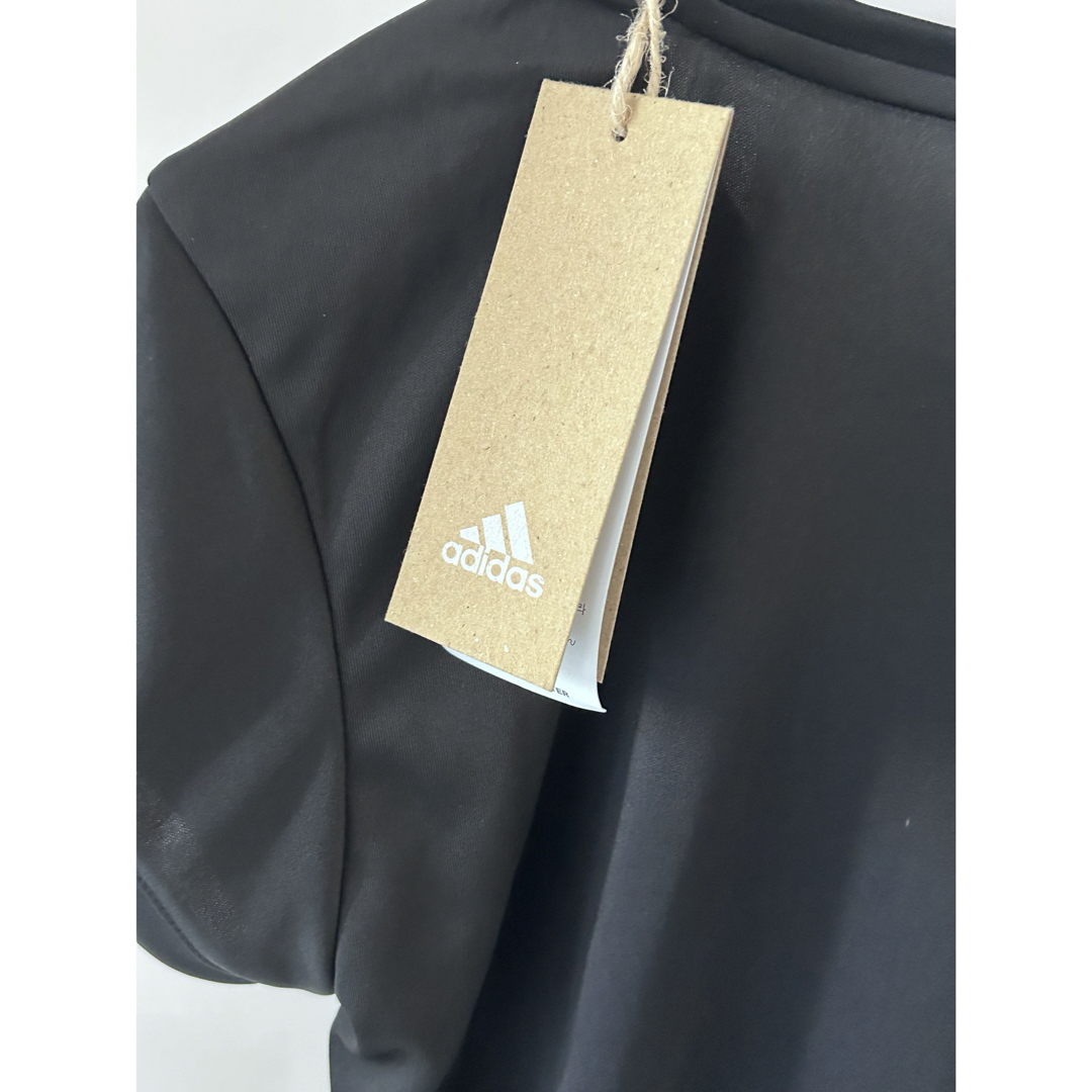 adidas(アディダス)の新品　adidas レディース　Tシャツ レディースのトップス(Tシャツ(半袖/袖なし))の商品写真