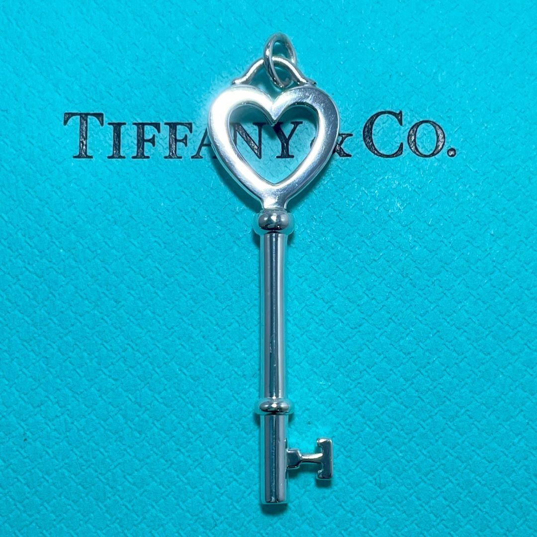 Tiffany & Co.(ティファニー)のティファニー ハートキー ラージ ネックレストップ シルバー★893 レディースのアクセサリー(チャーム)の商品写真