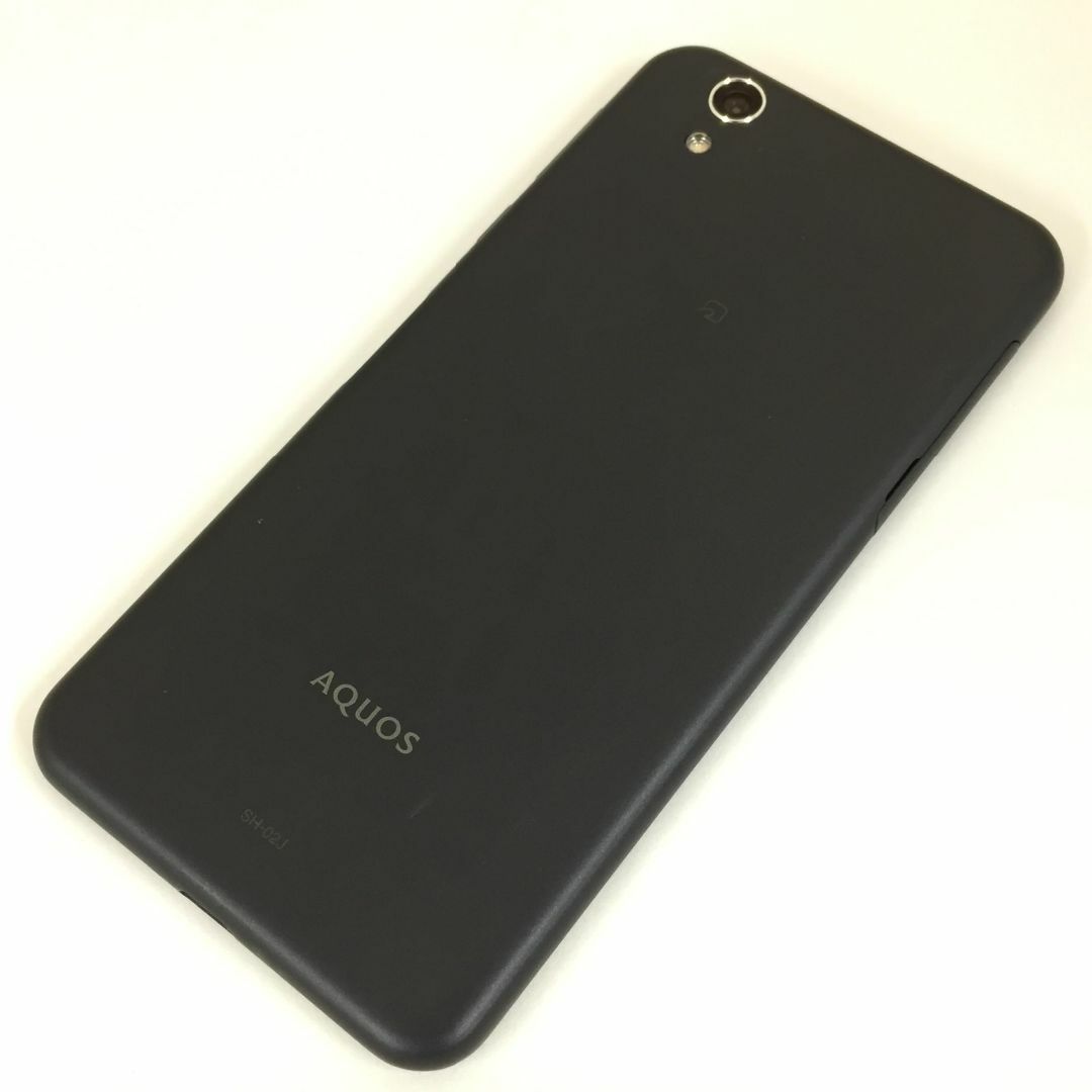 AQUOS(アクオス)の【B】SH-02J/AQUOS EVER/356108076385419 スマホ/家電/カメラのスマートフォン/携帯電話(スマートフォン本体)の商品写真