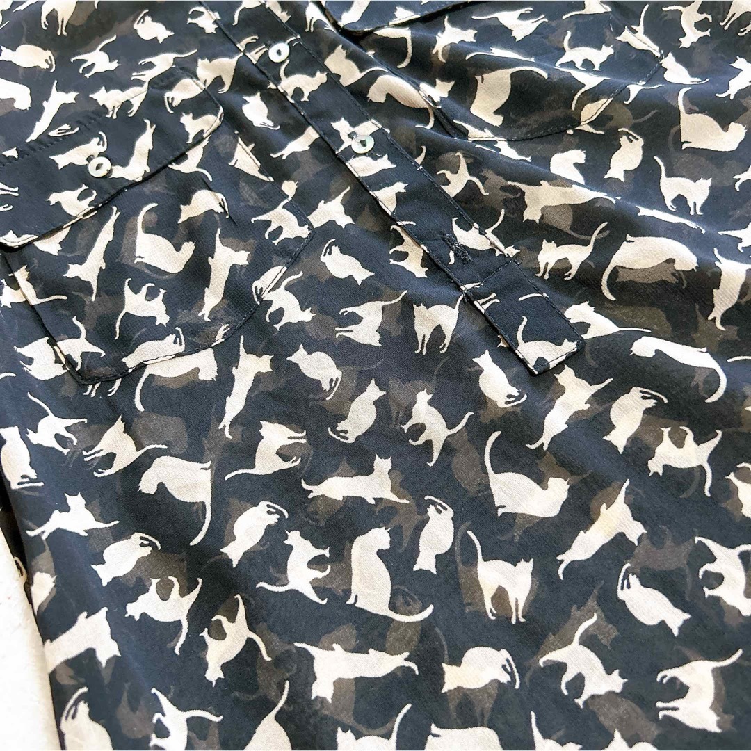 ZARA(ザラ)のZARA 猫総柄 シアーシャツ 薄手 ブラウス カットソー ブラック XS レディースのトップス(シャツ/ブラウス(長袖/七分))の商品写真