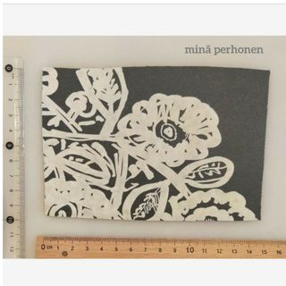 ミナペルホネン(mina perhonen)の2-e　ミナペルホネン　はぎれ　flower nest(生地/糸)