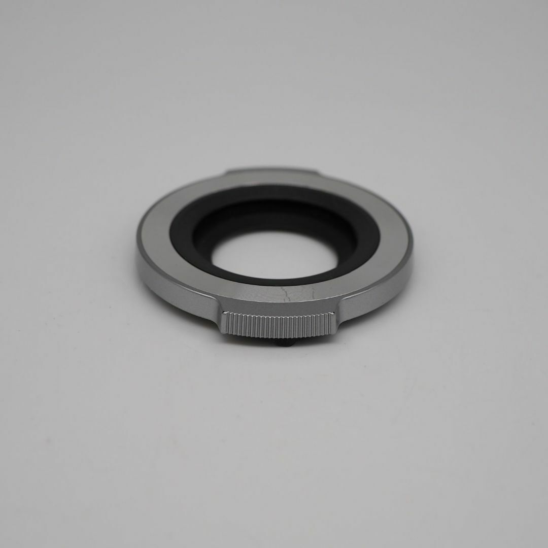 OLYMPUS(オリンパス)のOLYMPUS 自動開閉式レンズキャップ LC-37C SLV スマホ/家電/カメラのカメラ(その他)の商品写真