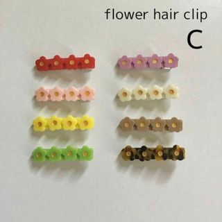 フラワーヘアクリップ【c】①レッド　韓国子供服　ヘアピン　女の子(その他)