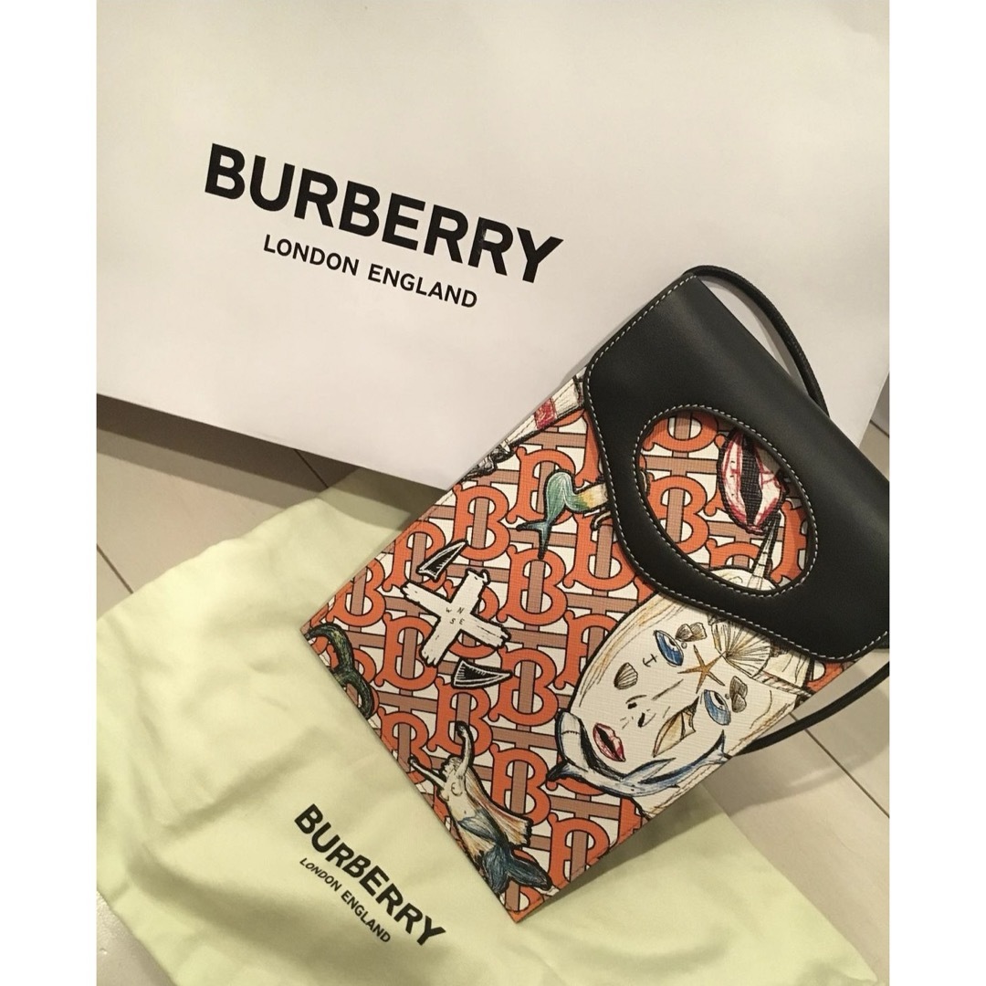 BURBERRY(バーバリー)のBurberryバッグ レディースのバッグ(ショルダーバッグ)の商品写真