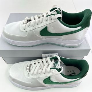 ナイキ(NIKE)のナイキ　WMNS AIRFORCE1 07 ESS エアフォース1 新品29cm(スニーカー)