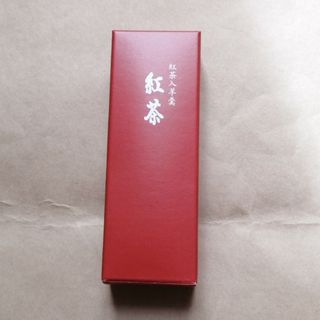 トラヤ(とらや)の虎屋　羊羹　紅茶　1個(菓子/デザート)