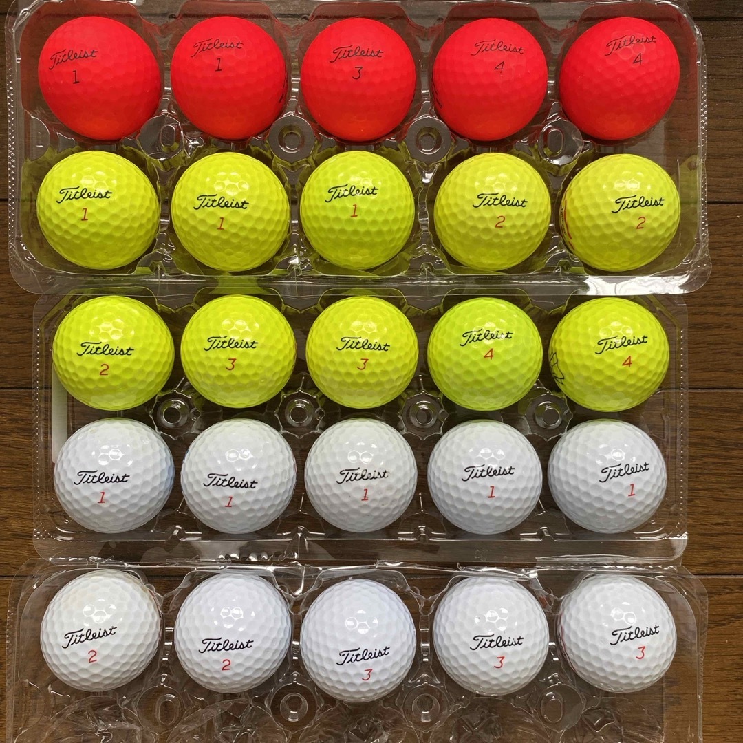 Titleist(タイトリスト)のTitleist(TRU FEEL)ゴルフボール　ロストボール スポーツ/アウトドアのゴルフ(その他)の商品写真