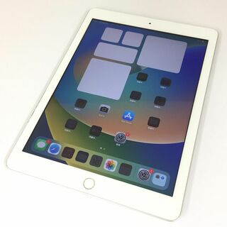 アイパッド(iPad)の【C】iPad (第5世代) Wi-Fi/32GB/GCTVVWWSHLFC(タブレット)