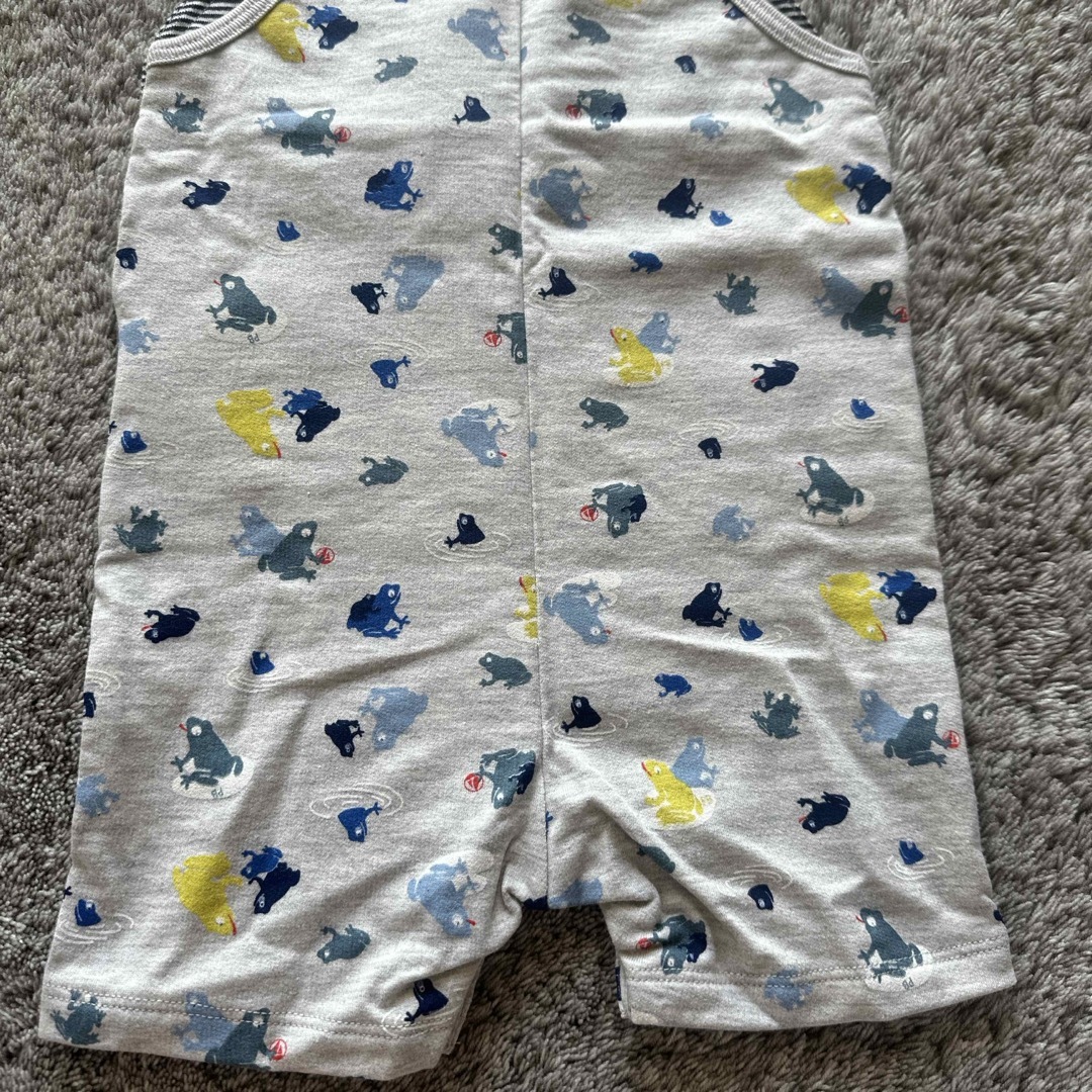 PETIT BATEAU(プチバトー)の新品　プチバトー　サロペット キッズ/ベビー/マタニティのベビー服(~85cm)(カバーオール)の商品写真