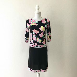 美品　LEONARD レオナール　カンカン　ストレッチ　花柄　ワンピース