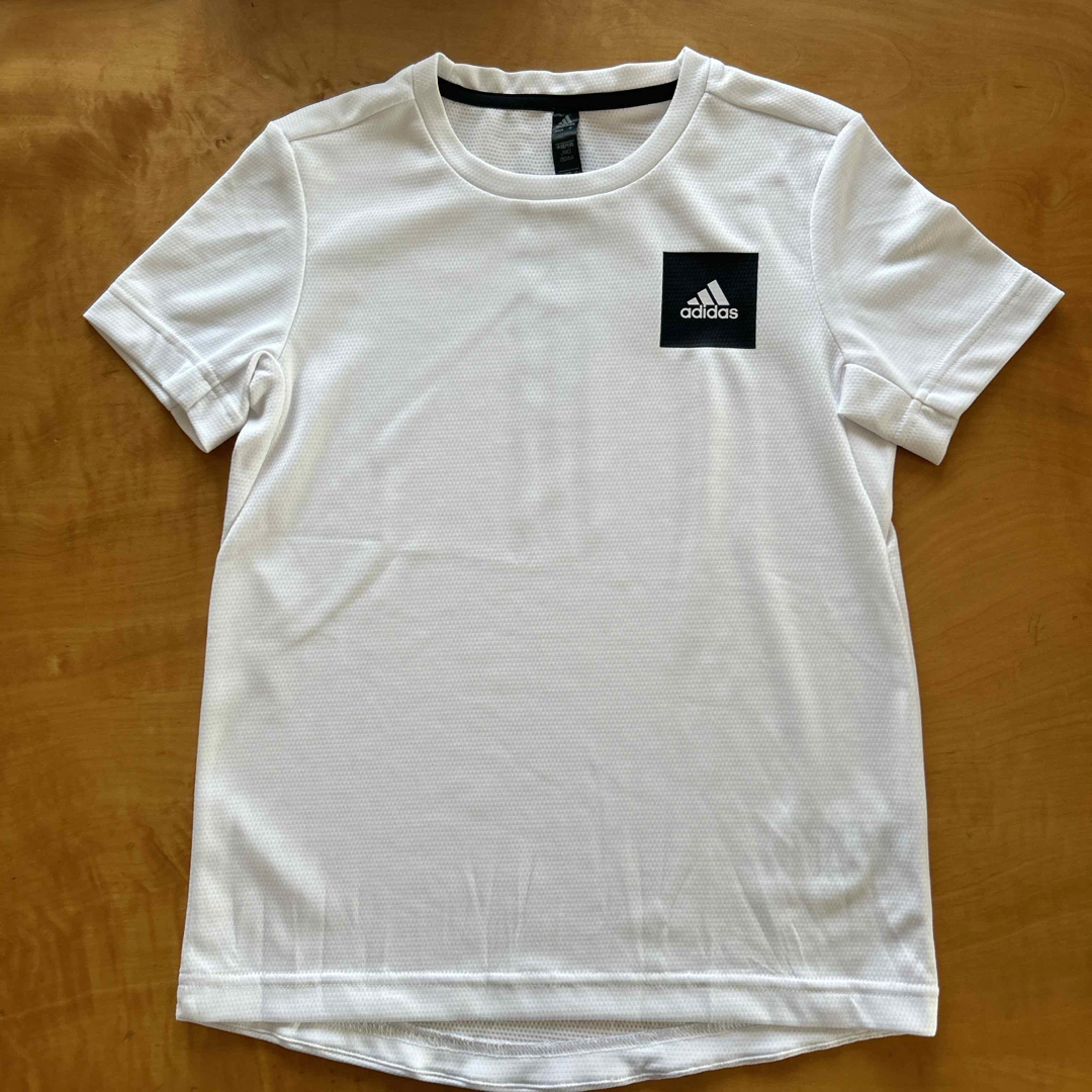 adidas(アディダス)のadidas・PUMA 半袖Tシャツ【140】2枚セット キッズ/ベビー/マタニティのキッズ服男の子用(90cm~)(Tシャツ/カットソー)の商品写真