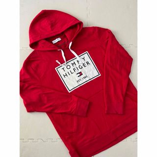 トミーヒルフィガー(TOMMY HILFIGER)のTOMMY HILFIGER 赤　パーカー(パーカー)