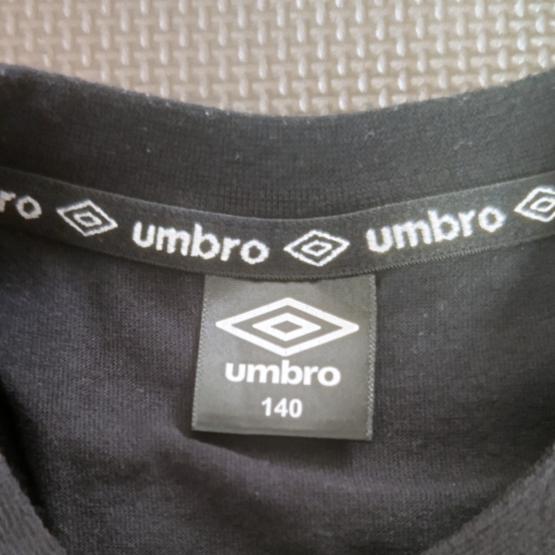 UMBRO(アンブロ)のアンブロ キッズ 半袖Tシャツ 140cm キッズ/ベビー/マタニティのキッズ服男の子用(90cm~)(Tシャツ/カットソー)の商品写真