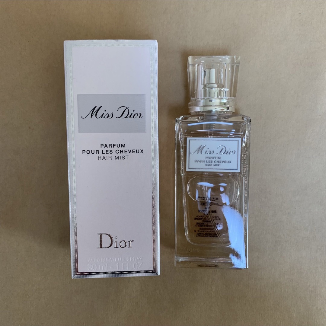Christian Dior(クリスチャンディオール)のMiss Dior ヘアミスト　新品未使用 コスメ/美容のヘアケア/スタイリング(ヘアウォーター/ヘアミスト)の商品写真