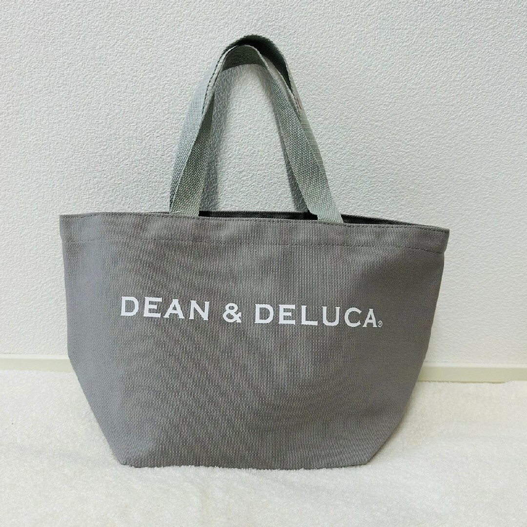 DEAN & DELUCA(ディーンアンドデルーカ)の新品　DEAN&DELUCA ディーンアンドデルーカトートバッグ　Sサイズ レディースのバッグ(トートバッグ)の商品写真