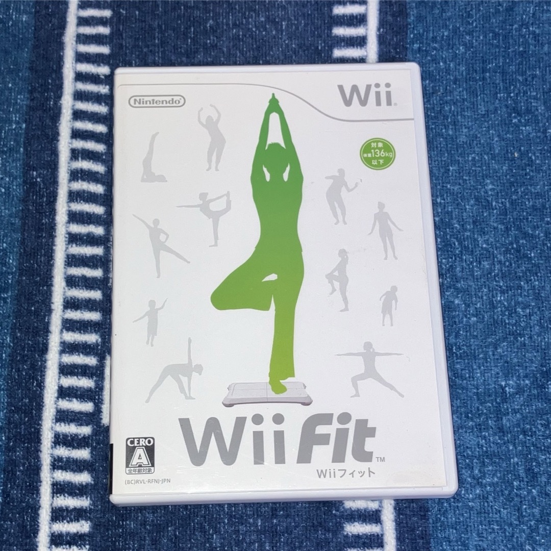 Wii(ウィー)のWii Fit エンタメ/ホビーのゲームソフト/ゲーム機本体(家庭用ゲームソフト)の商品写真