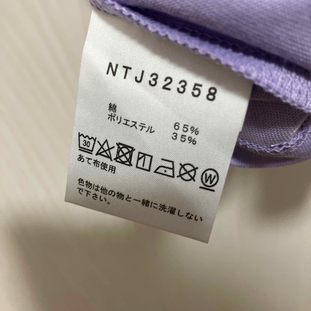 THE NORTH FACE(ザノースフェイス)のノースフェイス　スモールスクエアロゴティー　150cm キッズ/ベビー/マタニティのキッズ服女の子用(90cm~)(Tシャツ/カットソー)の商品写真