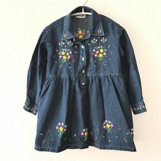 【120cm】デニム ワンピース花柄 刺繍 キッズ pomeforet(ワンピース)