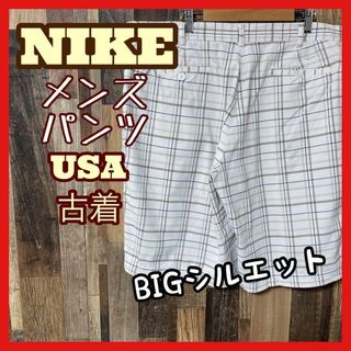 ナイキ(NIKE)のナイキ チェック メンズ ホワイト 2XL 40 ナイロン ハーフ パンツ 古着(ショートパンツ)