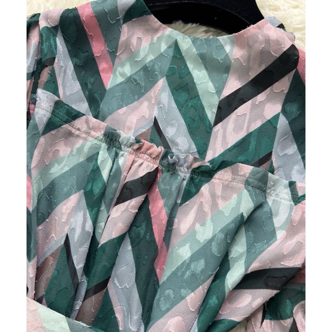 PINKO ピンコ シェブロン ストライプ アシンメトリードレス PINKO ピンコ シェブロン ストライプ アシンメトリードレス