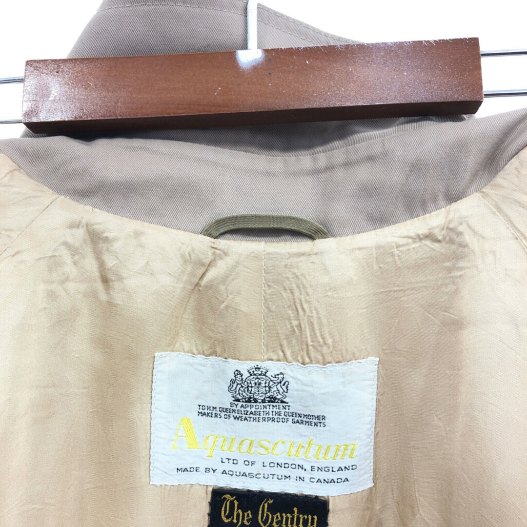 70年代 カナダ製 Aquascutum アクアスキュータム ステンカラーコート ベージュ (メンズ 42 R) 中古 古着 Q3566 メンズのジャケット/アウター(トレンチコート)の商品写真